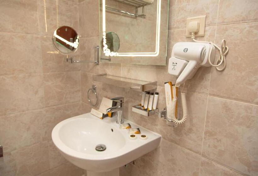 فندق فيردان