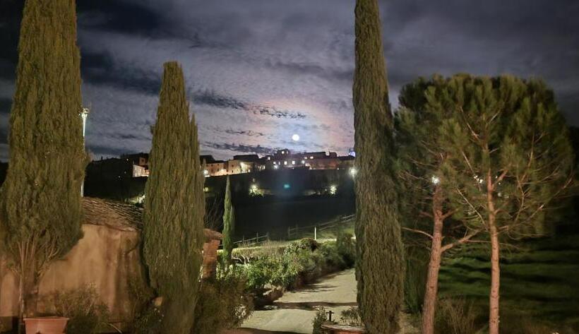 הוסטל Tenuta Colombaio