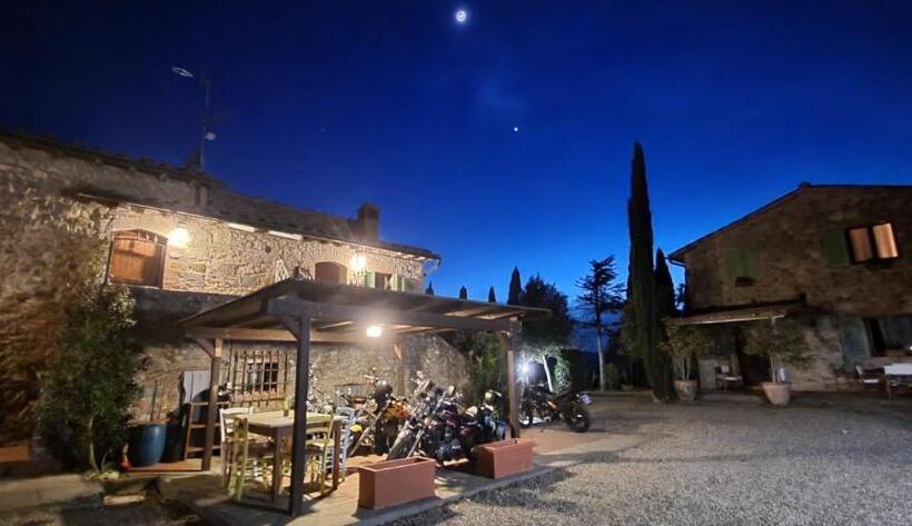 הוסטל Tenuta Colombaio