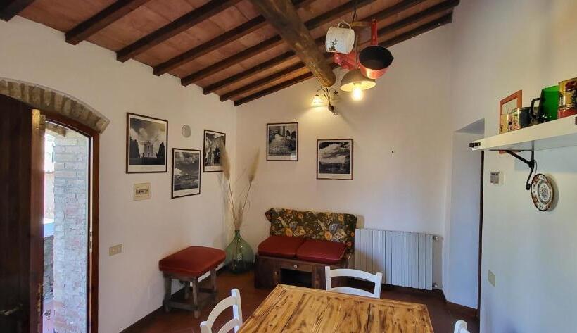 הוסטל Tenuta Colombaio