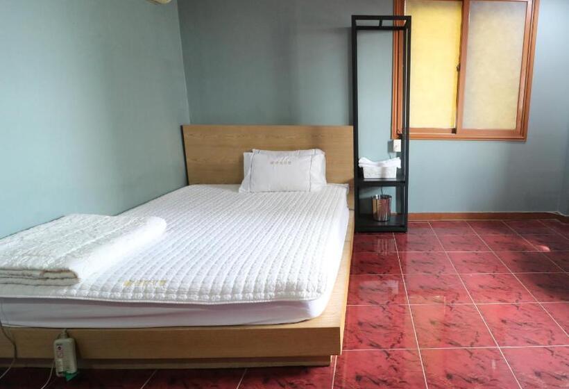 Мотель Busanstation Centum