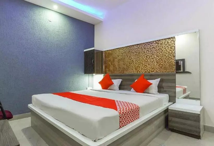 Hotelli Flagship Aashirwad Guest House