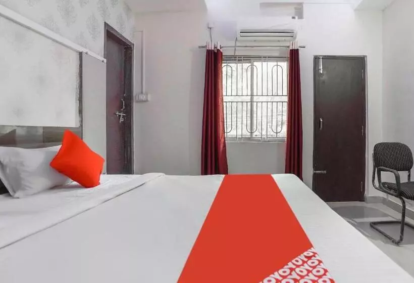 Hotelli Flagship Aashirwad Guest House