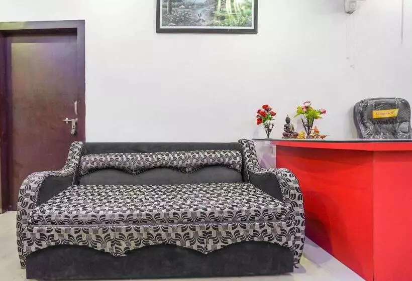 Hotelli Flagship Aashirwad Guest House