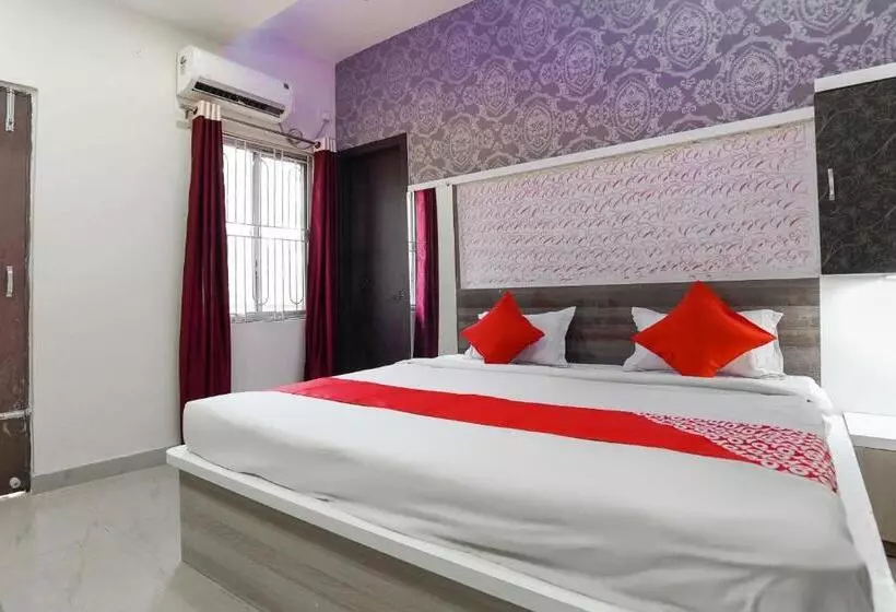 Hotelli Flagship Aashirwad Guest House