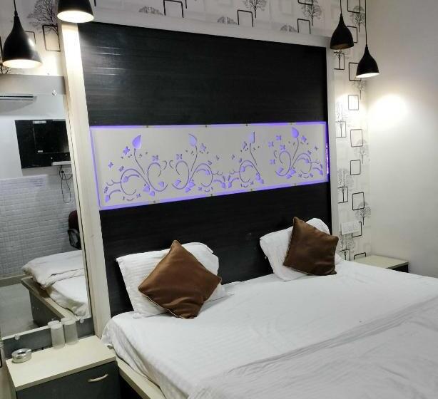 هتل Flagship Aashirwad Guest House