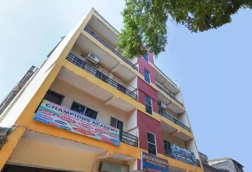 Hotelli Flagship Aashirwad Guest House