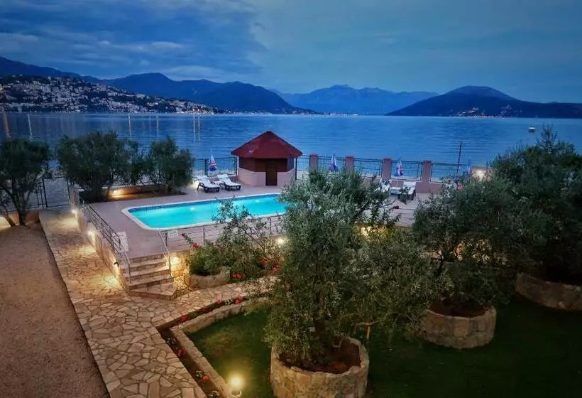 پانسیون Apartments Maxi Katić