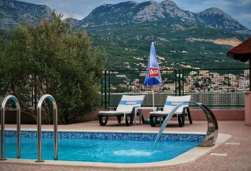 پانسیون Apartments Maxi Katić