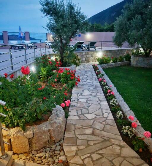 پانسیون Apartments Maxi Katić