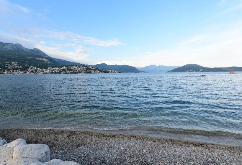 پانسیون Apartments Maxi Katić