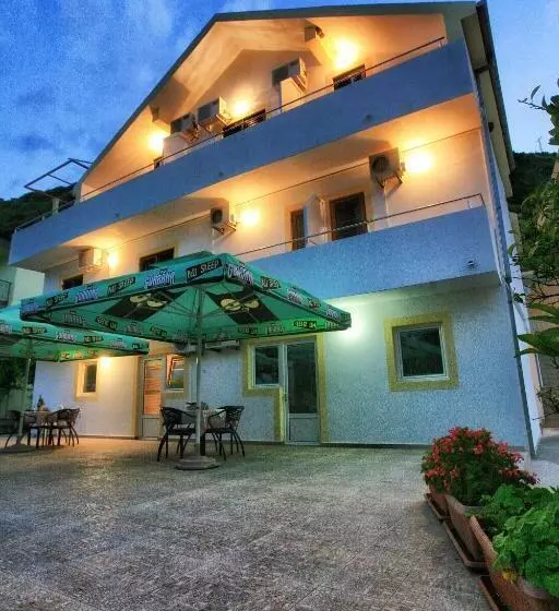 پانسیون Apartments Maxi Katić