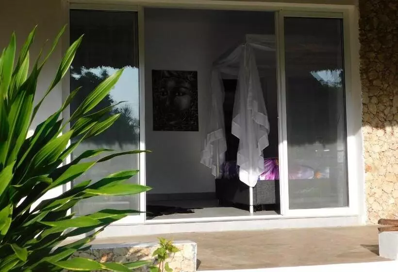 Dama Villa