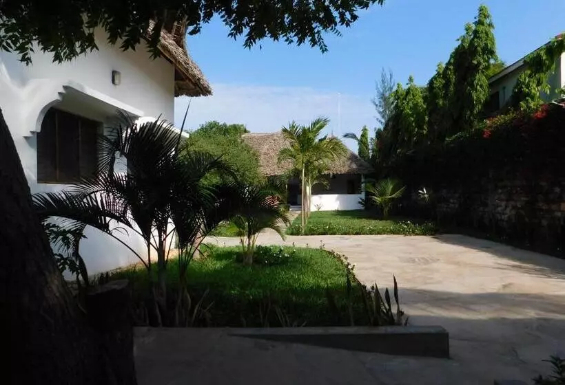 Dama Villa
