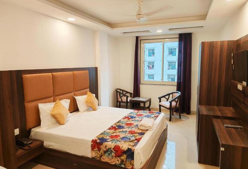 בית מלון כפרי Royal Tela Near Igi Airport Delhi