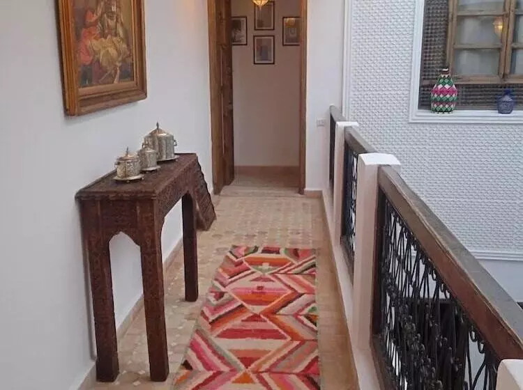 پانسیون Riad Beni Sidel