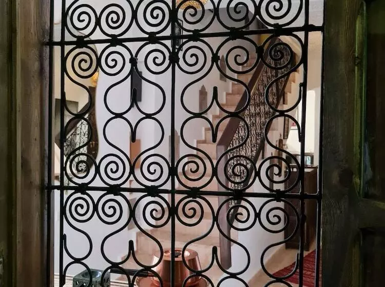 پانسیون Riad Beni Sidel