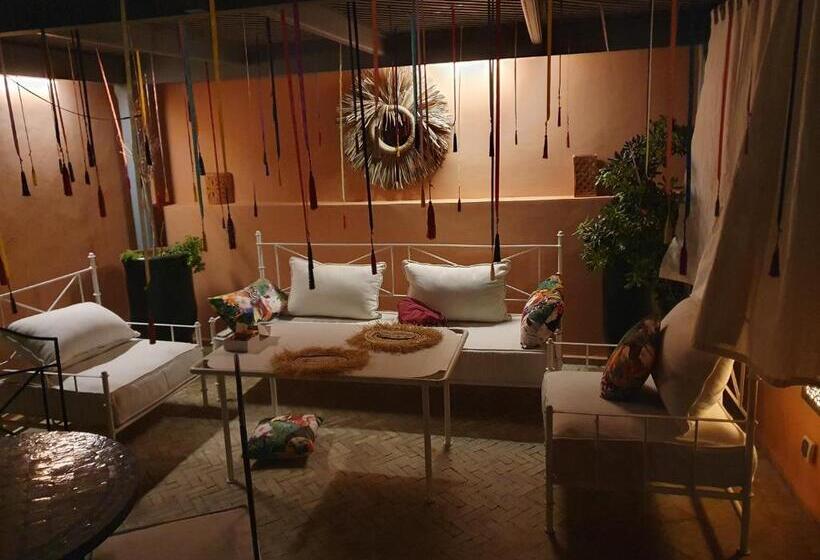 پانسیون Riad Beni Sidel