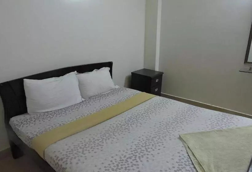 ペンション Roshini Serviced Apartments
