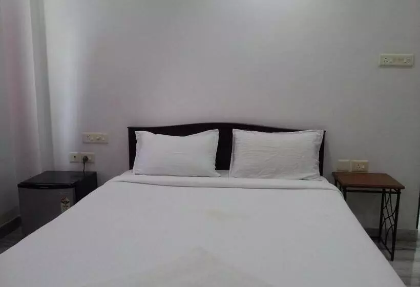 ペンション Roshini Serviced Apartments