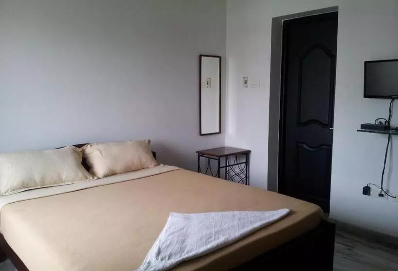 ペンション Roshini Serviced Apartments