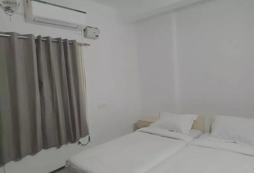 ペンション Roshini Serviced Apartments