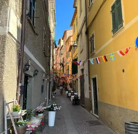 ユースホステル La Torretta A San Terenzo