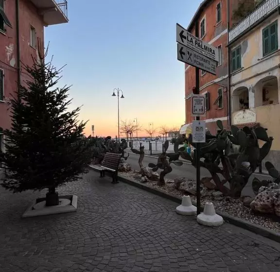 ユースホステル La Torretta A San Terenzo