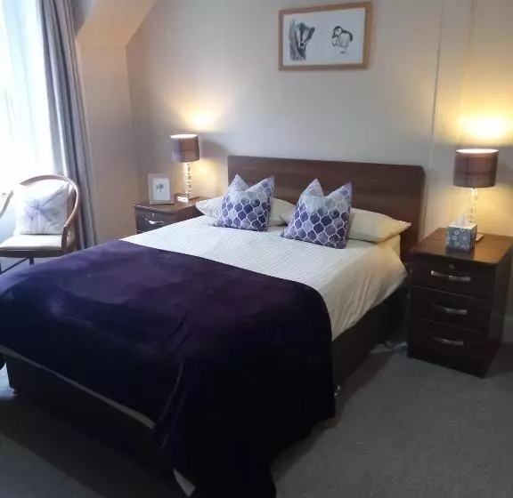 ベッドアンドブレックファースト Fassfern Guesthouse