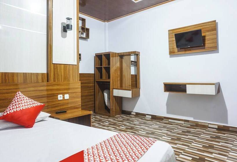 Szálloda Oyo 90925 Penginapan Dafandra Beach