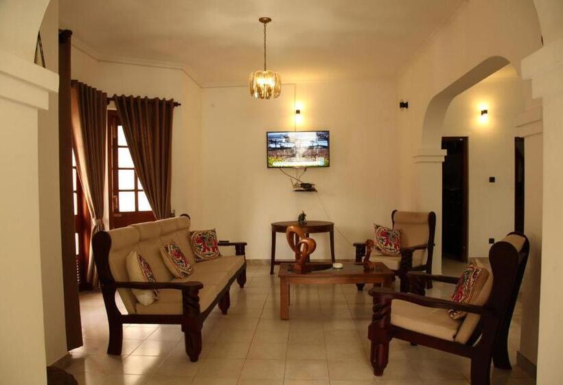 بنسيون Kan̆du