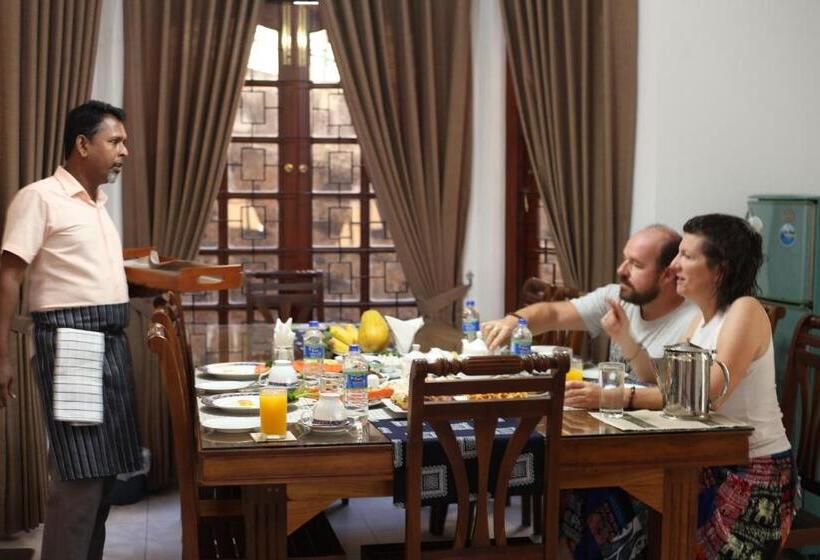 بنسيون Kan̆du