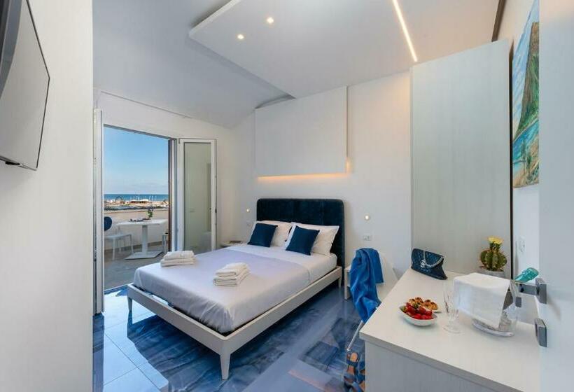 بنسيون Le Maree Comfort Rooms