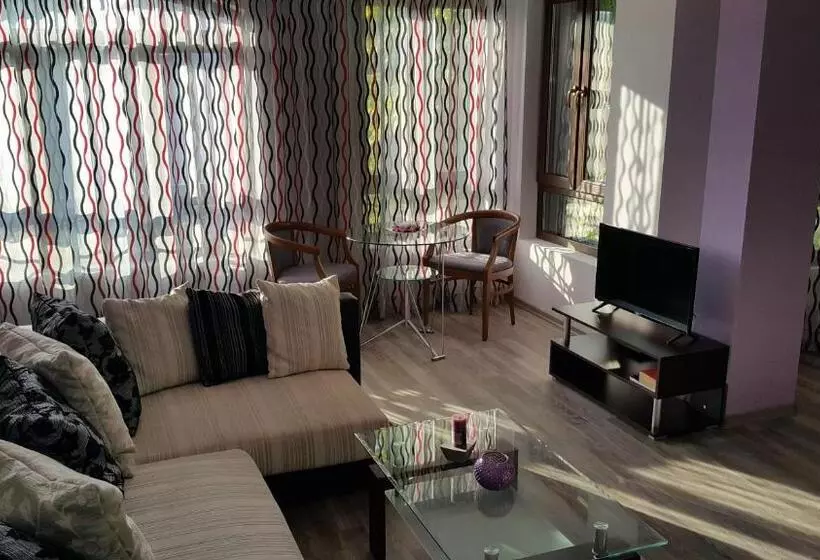 هتل Art House Plovdiv