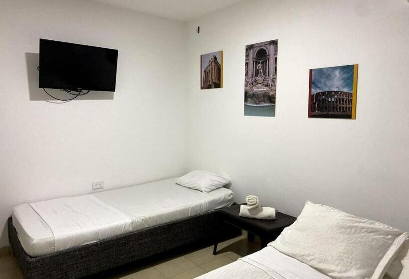 هتل Luna Cartagena Airport