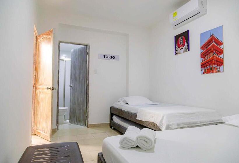 هتل Luna Cartagena Airport