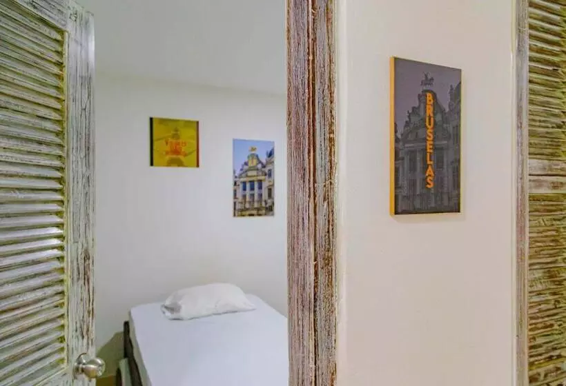 هتل Luna Cartagena Airport