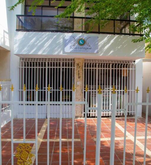 هتل Luna Cartagena Airport