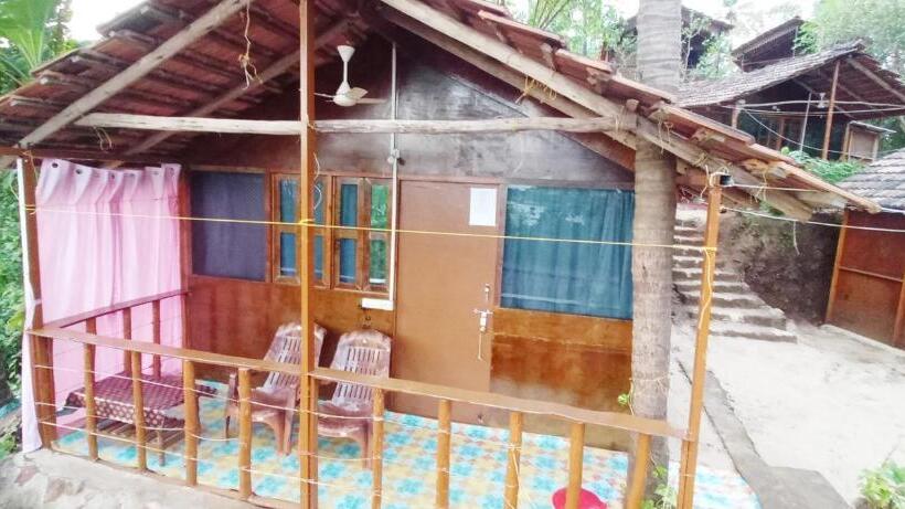 Отель Shiv Sai Huts