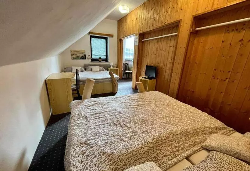 Majatalo Penzion & Restaurant Pod čerťákem