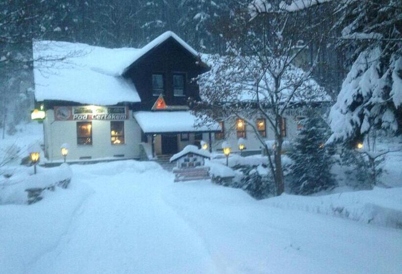 פנסיון Penzion & Restaurant Pod čerťákem