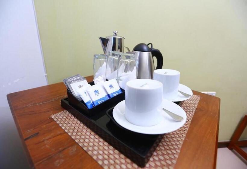 Hotel Peradeniya Rest House