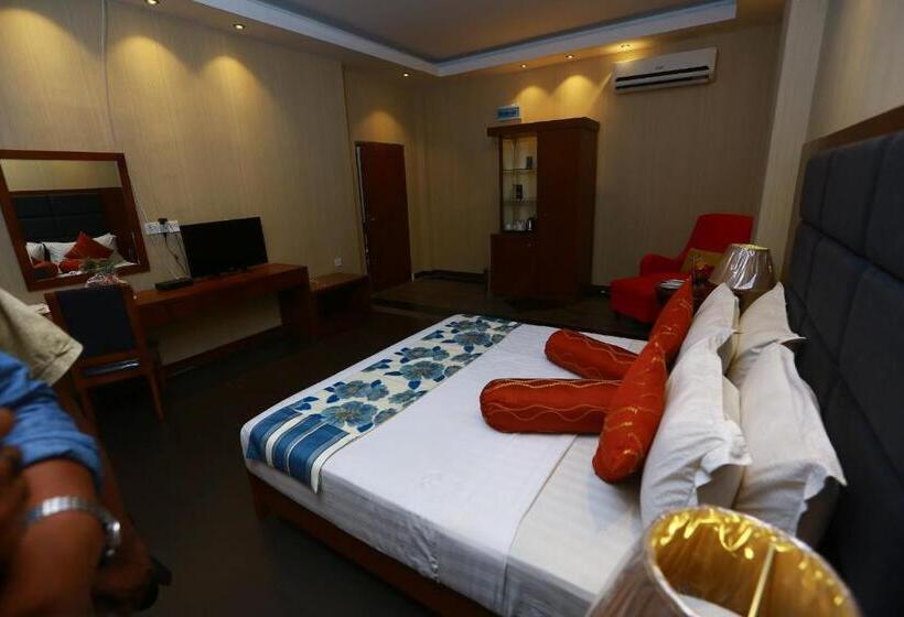 Hotel Peradeniya Rest House