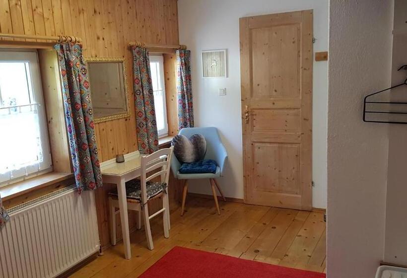 Majatalo Haus Hepi B&b