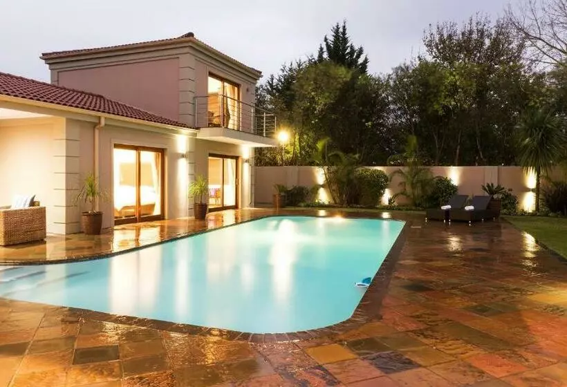 پانسیون Lord Caledon Guest House