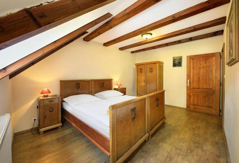 膳宿费 Penzion Prelat