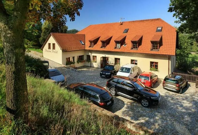 پانسیون Penzion Prelat