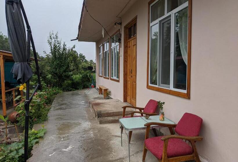 پانسیون Tatev Guest House