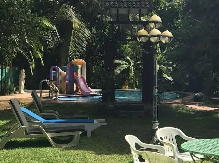 Bed and Breakfast Manik Villa