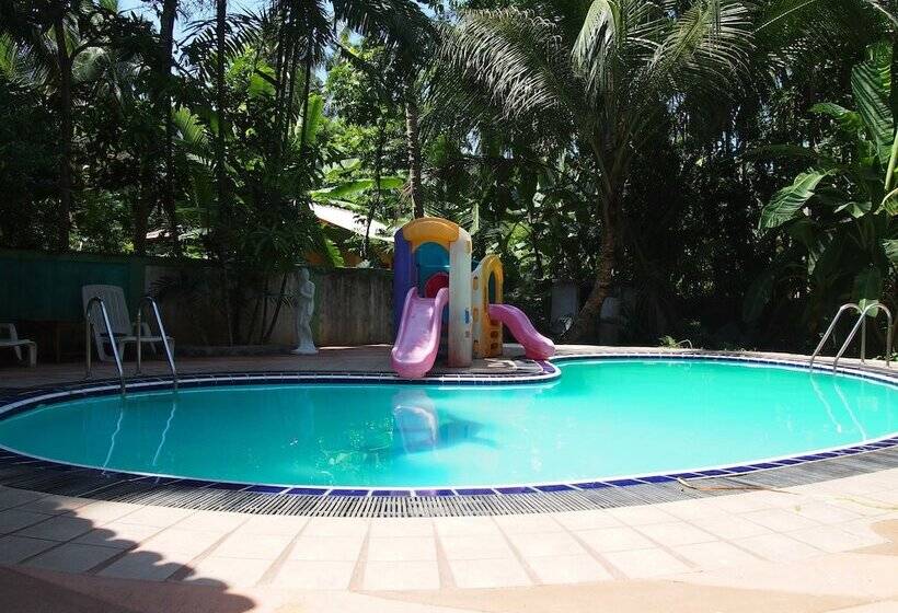 مبيت وإفطار Manik Villa